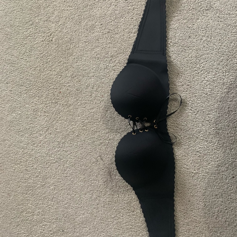 strapless bra